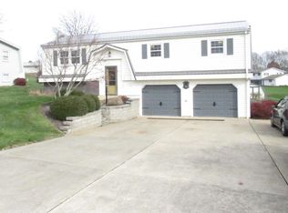 5220 Northcrest Dr, Nashport, OH 43830