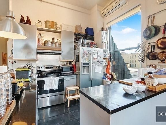 4th image of 810 Broadway #7F