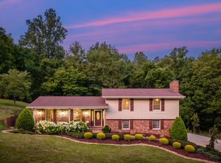 401 N Holston River Dr, Kingsport, TN 37660