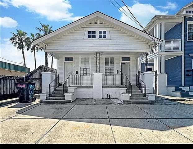 1st image of 1910 Louisiana Ave