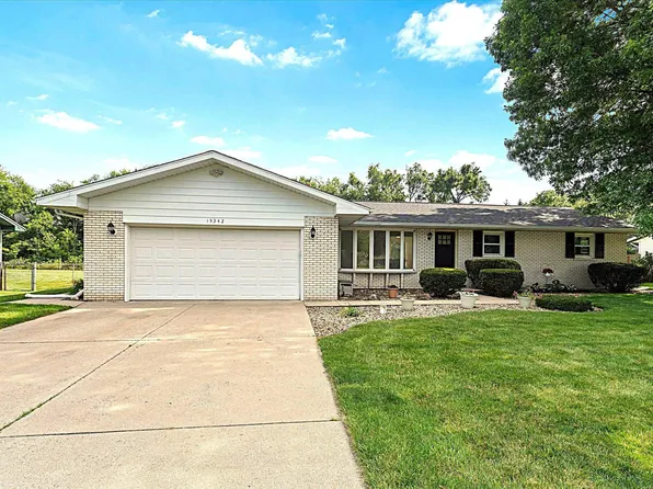 15342 Monterosa Dr, Granger, IN 46530