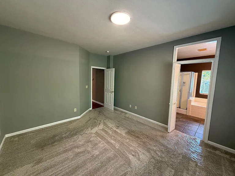 6425 Rabbit Hollow Way — Photo 27