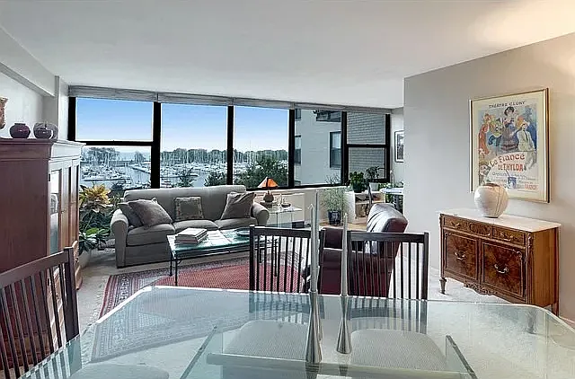 3430 N Lakeshore Dr #5L — Photo 14