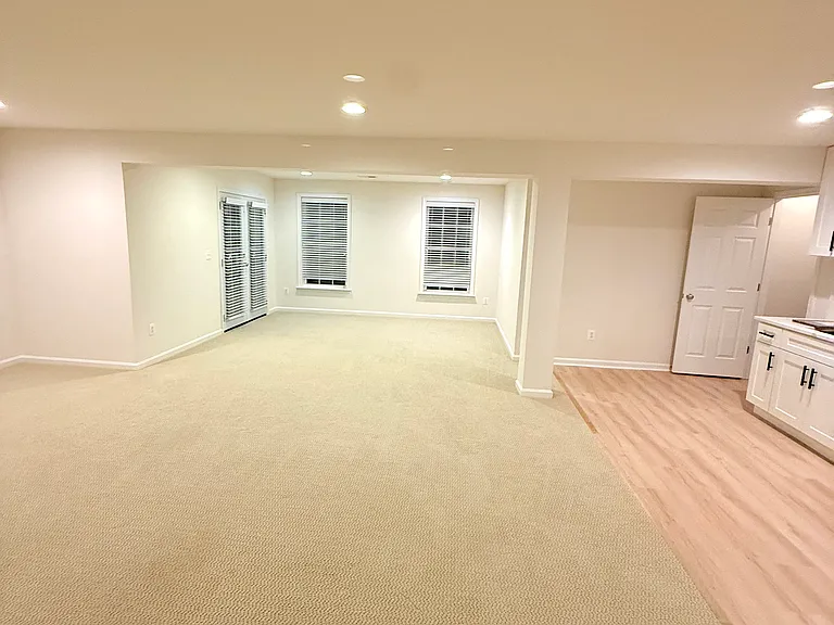 7412 Pensacola Pl — Photo 2