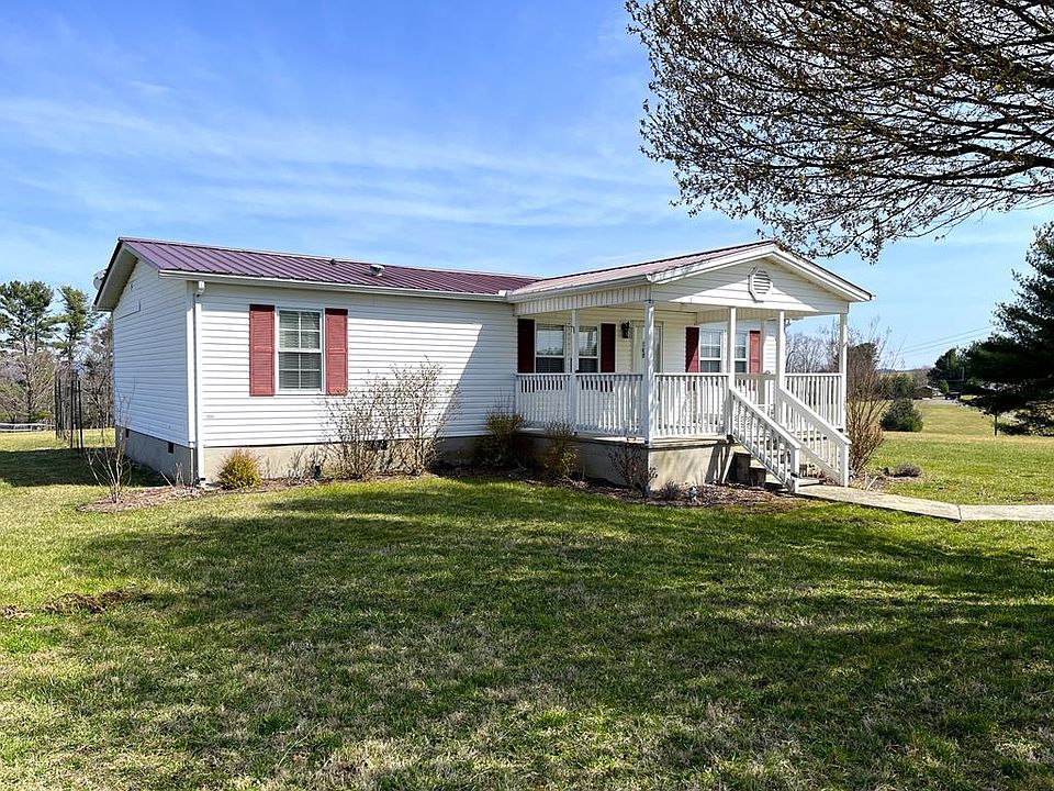 1st image of 122 River Hill Rd