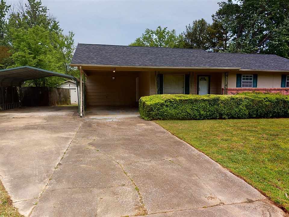 1st image of 1118 Michael Ln