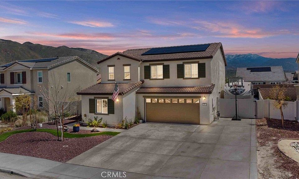 1st image of 271 Scarlet Oak Ln