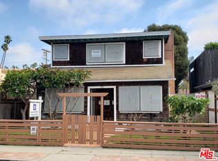 710 Crestmoore Pl #A-B, Venice, CA 90291