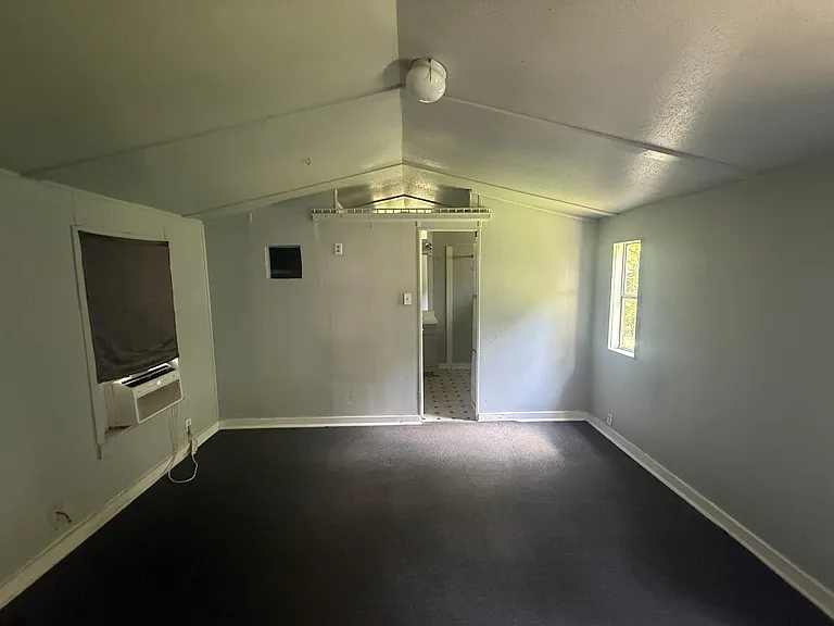 412 North St — Photo 5