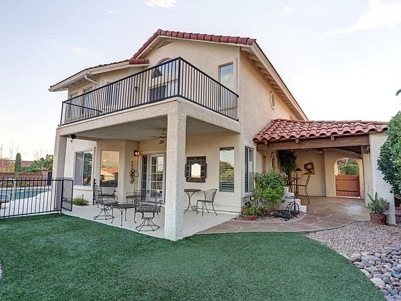3rd image of 1131 W Shoal Creek Ln