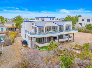11 W Lincoln Ave, Beach Haven, NJ 08008