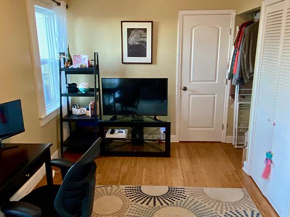 3rd image of 306 Parnassus Ave APT D