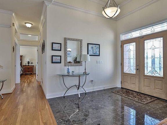 4th image of 4014 Hickory Hollow Dr