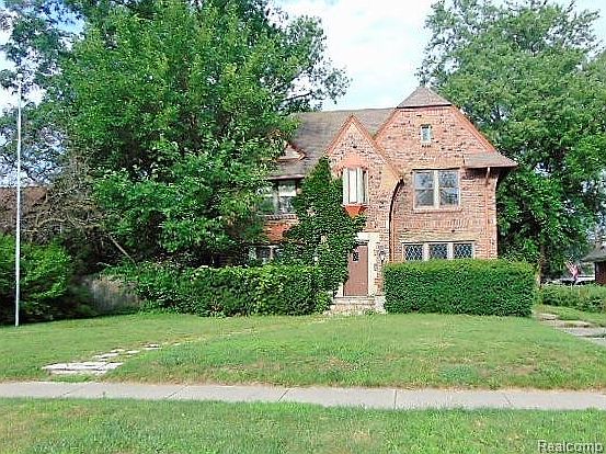 1st image of 256 Ottawa Dr