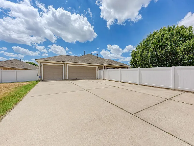920 Great Sand Dunes Ave — Photo 45