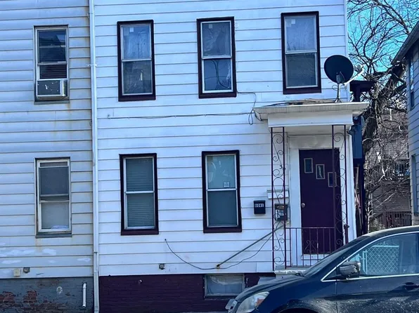 36 Joyce Kilmer Ave, New Brunswick, NJ 08901