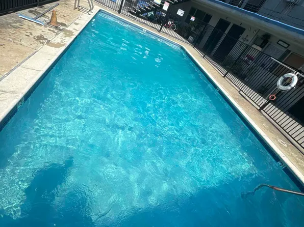 7541 Serapis Ave APT 13, Pico Rivera, CA 90660