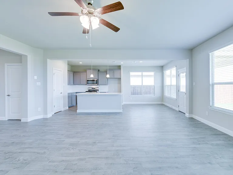 313 Roundstone Rd — Photo 13