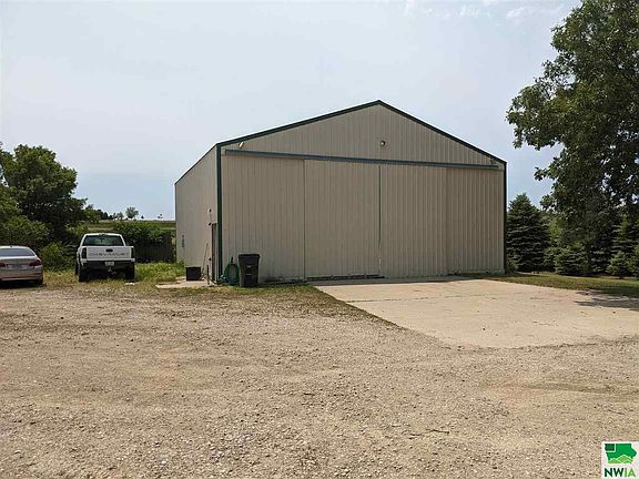 2nd image of 2570 Highway 20