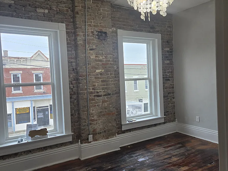 15 S Main St #4 — Photo 6