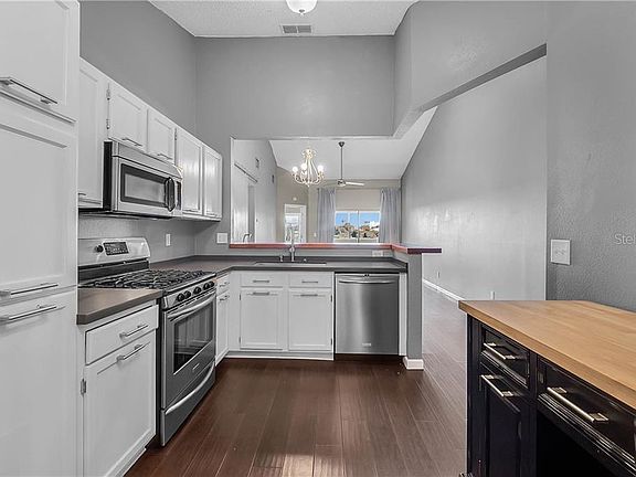 5th image of 1813 Garden Lake Dr #1813