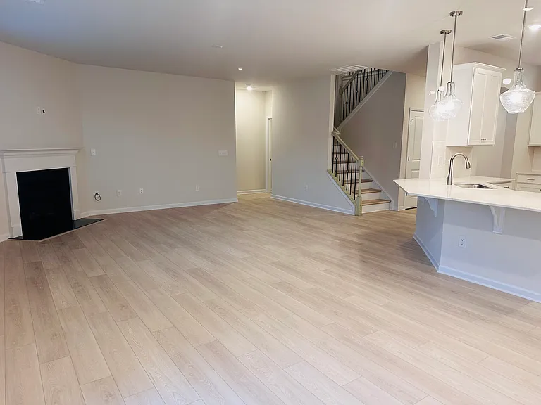 214 Hamptons Cove Rd — Photo 10