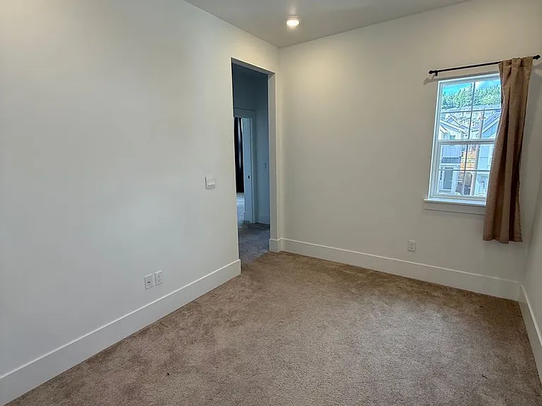 17820 SW Maiden Ct — Photo 14