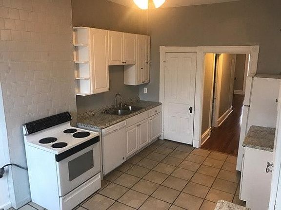 3rd image of 2750 Wyoming St Floor 2