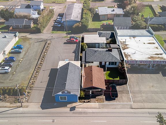 2nd image of 2245 Broadway Ave
