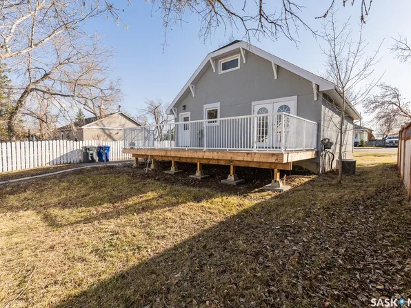 430 Columbia Avenue, Kerrobert, SK S0L 1R0