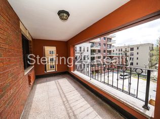 31-13 23rd St #4, Astoria, NY 11106