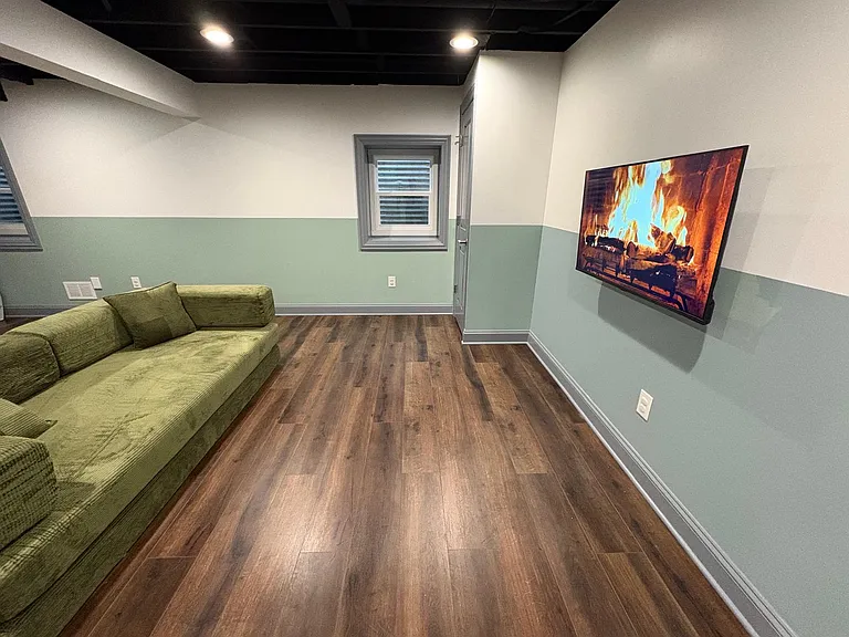 406 Kelly Ln — Photo 6