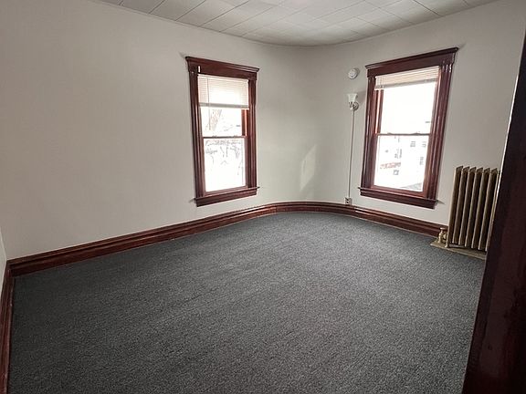 2nd image of 222 N West St #2
