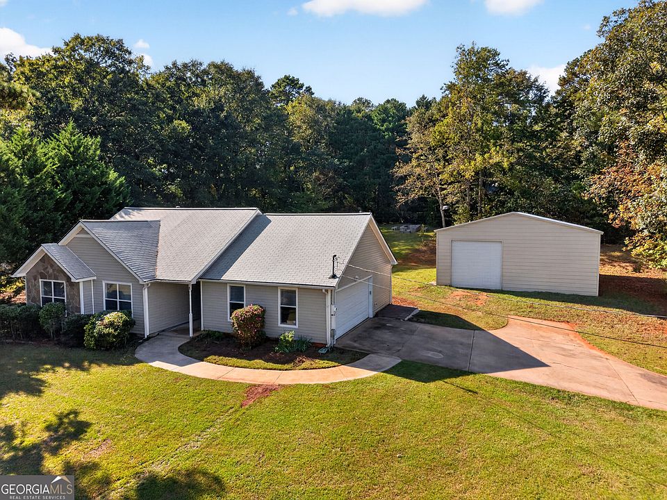 1st image of 8 Ellen Ct