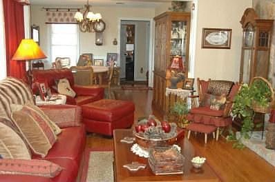 3rd image of 3042 County Road 302
