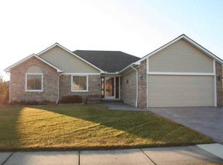 52739 Kelly Dr, Macomb, MI 48042