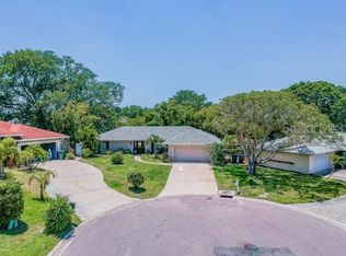 3370 Overlook Rd, Largo, FL 33770