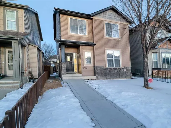 303 W Saddlebrook Way NE, Calgary, AB T3J 0B4