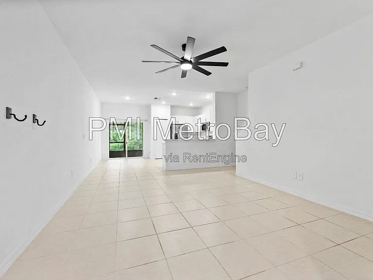 5137 Benjamin Eric St — Photo 9