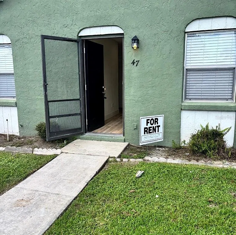 2 bed, 2.0 bath, 875 sqft, $1,700 — Photo 1