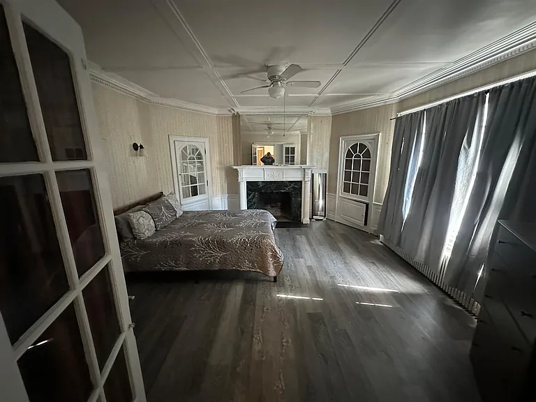 541 Myrtle Ave — Photo 6