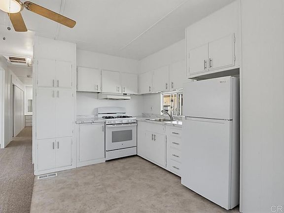 3rd image of 1285 E Washington Ave Space 102