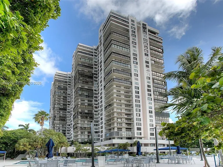2333 Brickell Ave #2607 — Photo 1