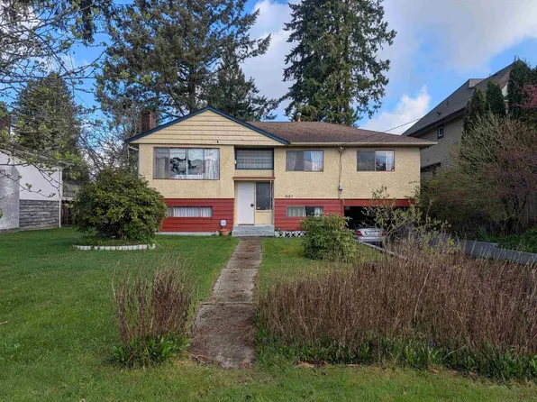 1681 Smith Ave, Coquitlam, BC V3J 2Y4