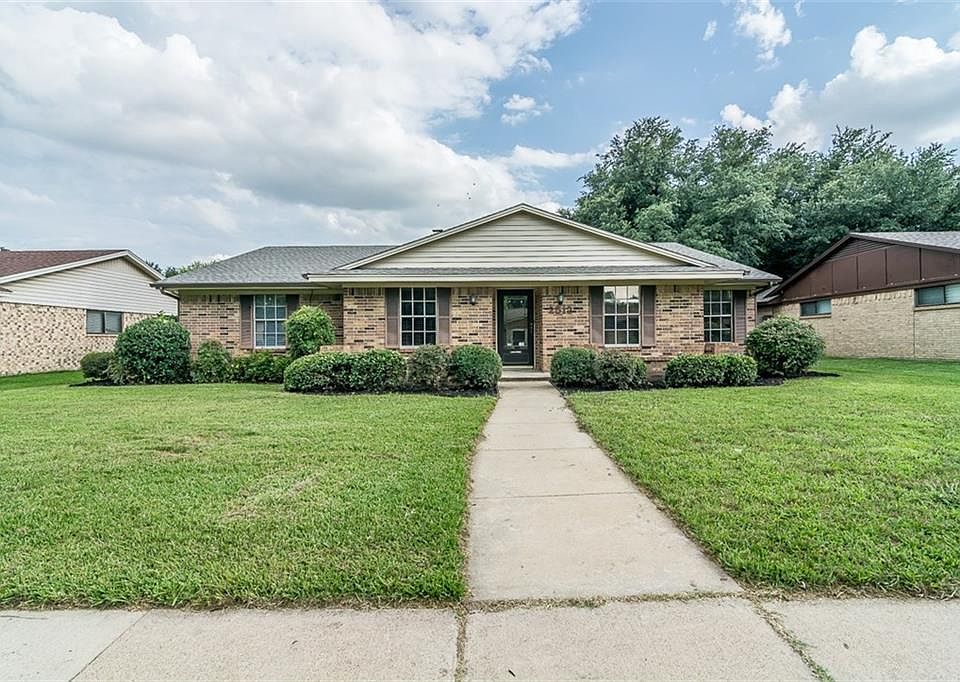 1st image of 2512 Peppertree Pl