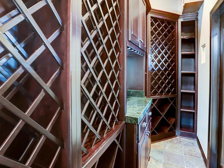 14202 Teal Cove Ln — Photo 8