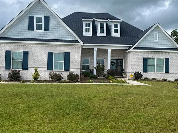 704 Charleston Mills Dr, Midland City, AL 36350