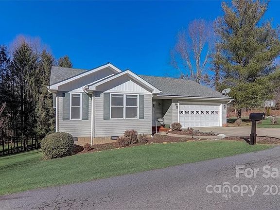 2nd image of 29 Honey Hollow Lane