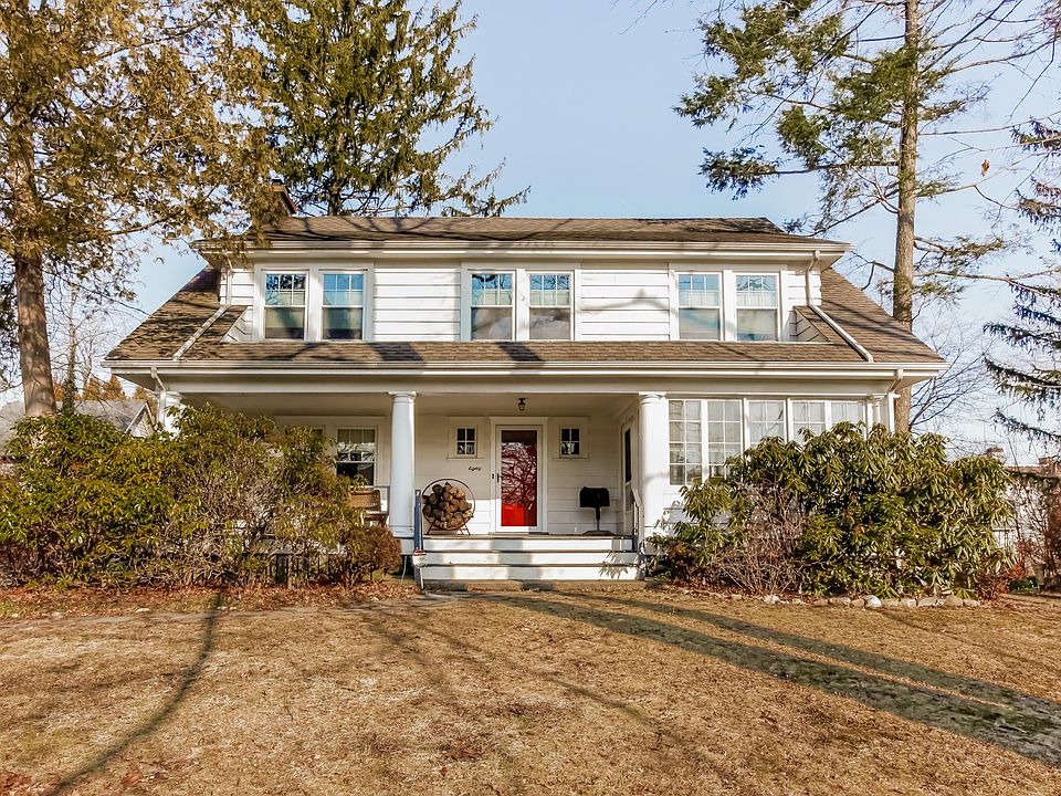 1st image of 80 Stratford Ave