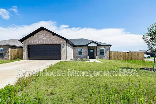 210 Williams Ct Photo 1